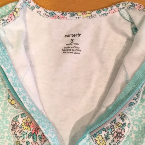 Bundle of Onesies: Butterfly Long-Sleeves, “Little Sister” Glitter Short-Sleeves - Picture 5 of 8